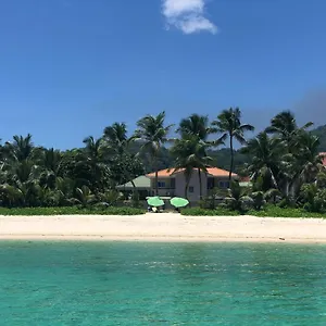 Shanaz Beachside Retreat Apartament