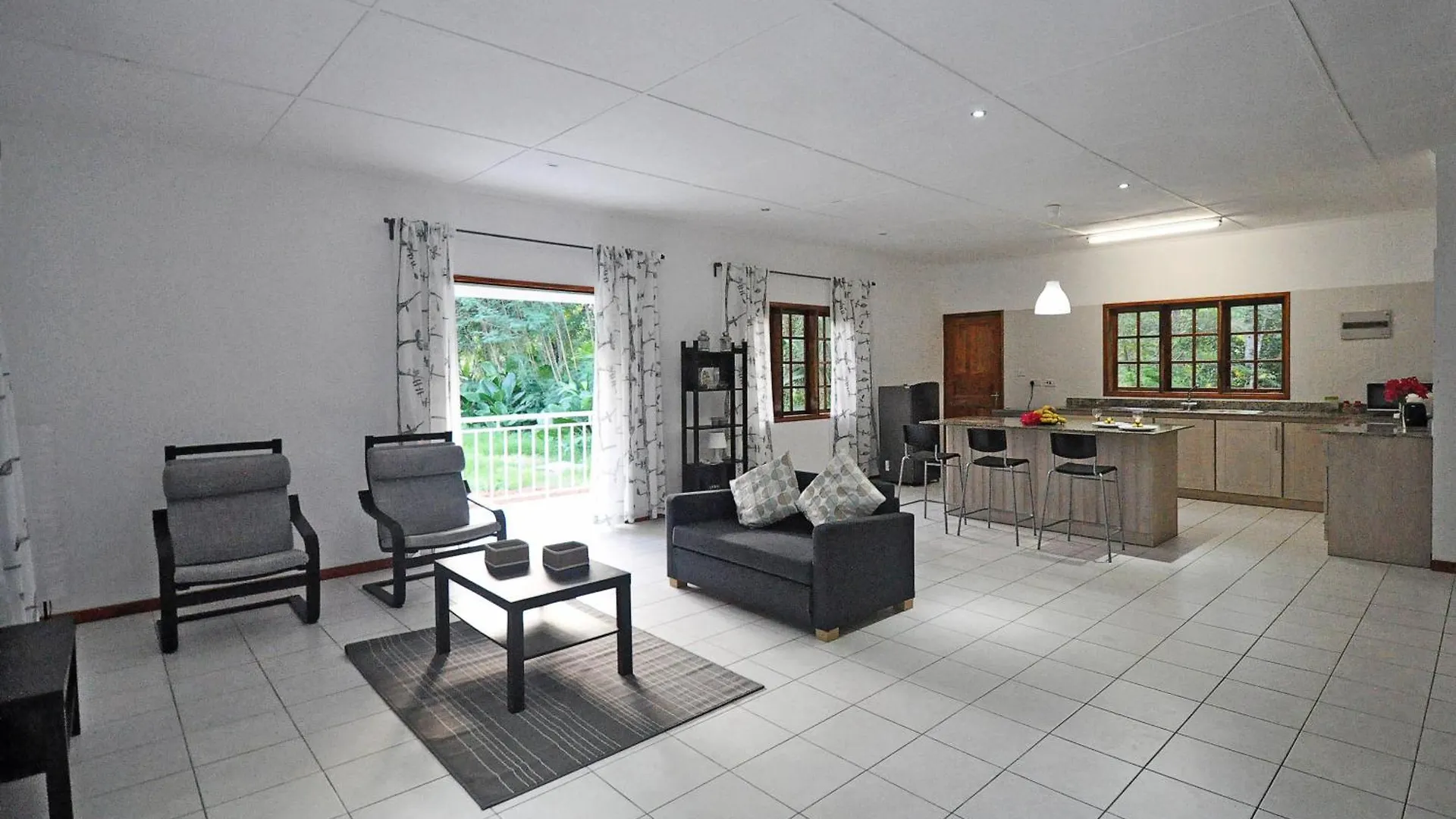 Petit Baie Chalets Au Cap