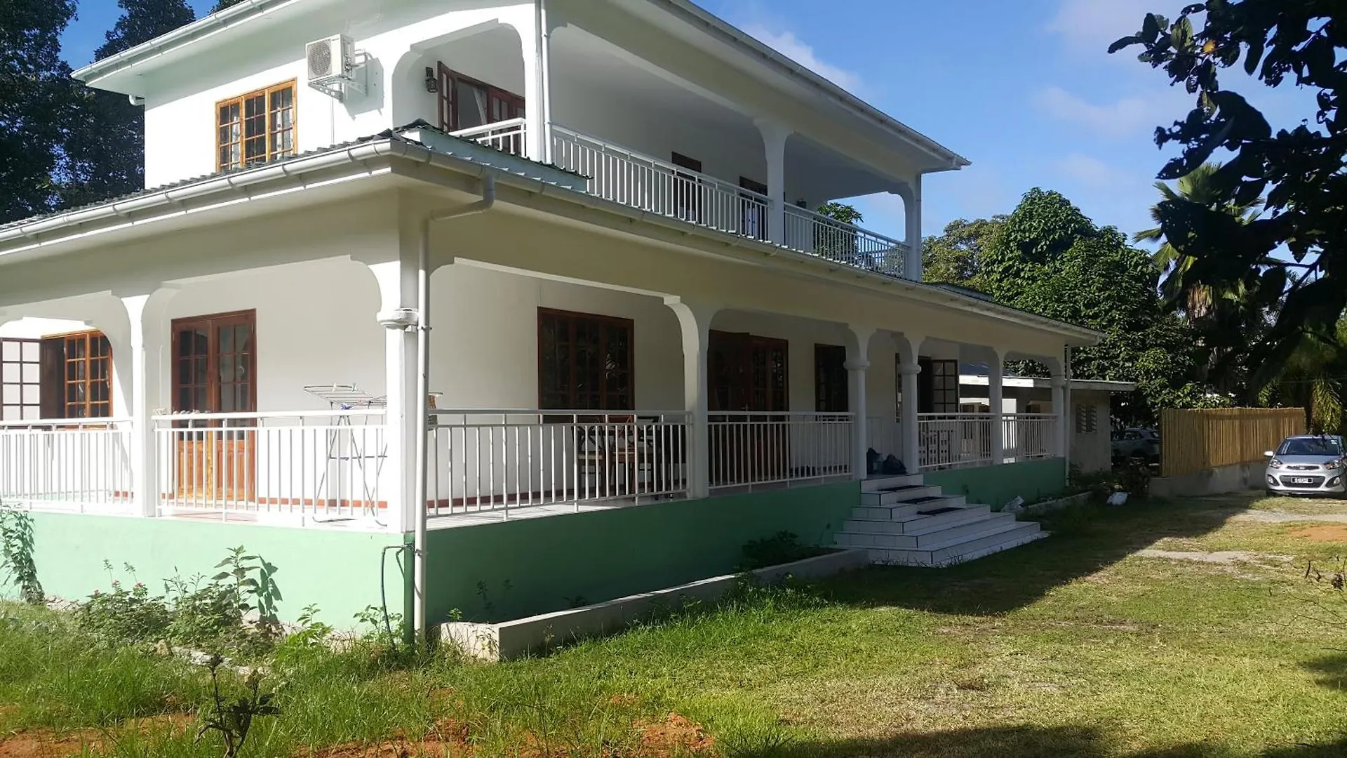 Petit Baie Chalets Au Cap