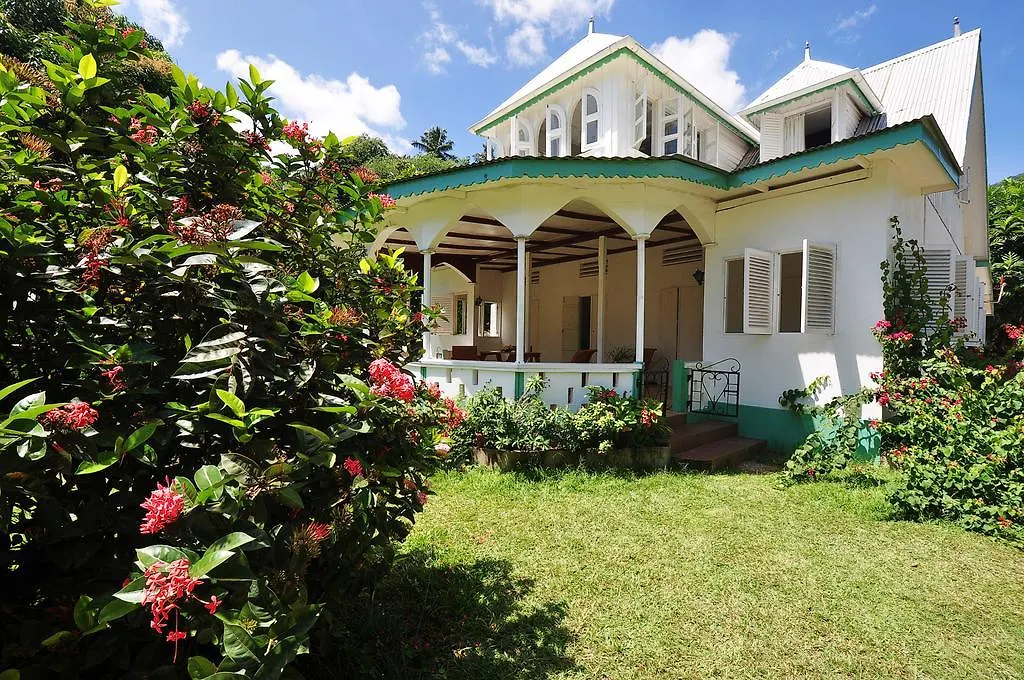 Petit Baie Chalets Au Cap Сейшельские острова